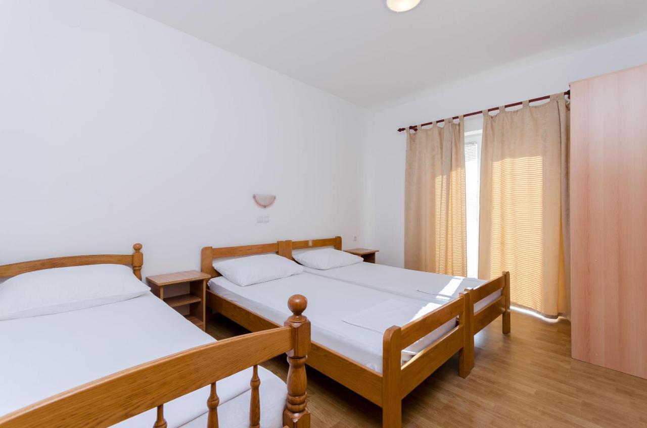 Apartments Alex Lopar Luaran gambar
